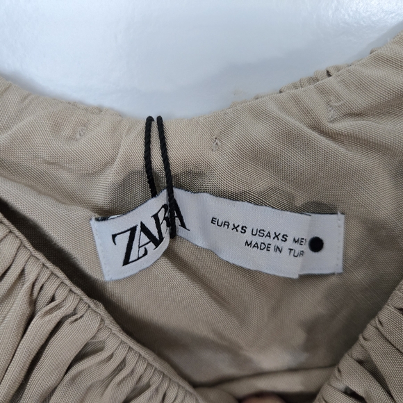 NWT Zara Camel Color Off The Shoulder Shirt With Ruffle Size XS Elastic Neckline - Picture 4 of 13